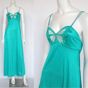 *SOLD* Beautiful blue butterfly maxi dress